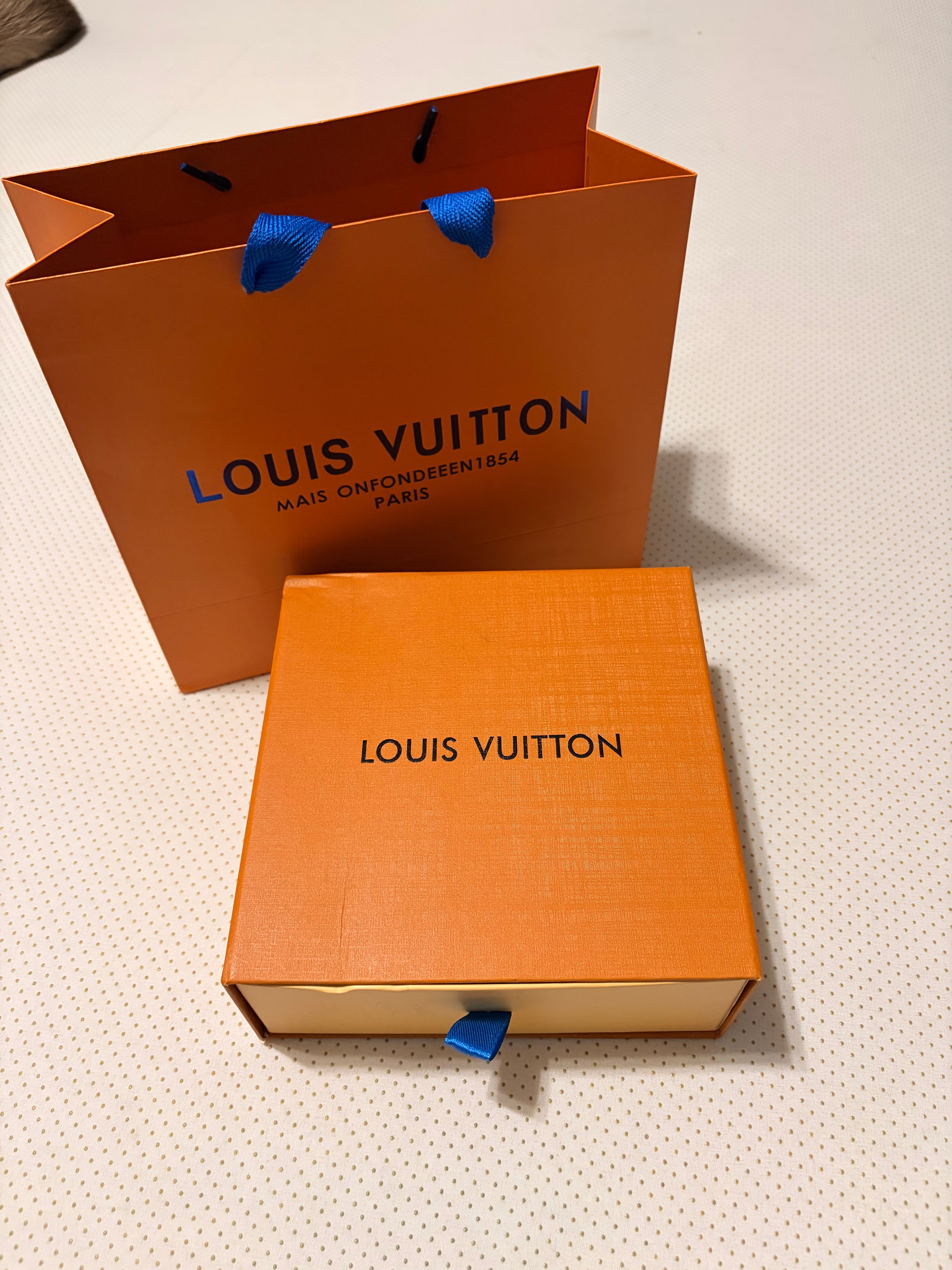 1:1 Louis Vuttion Belts